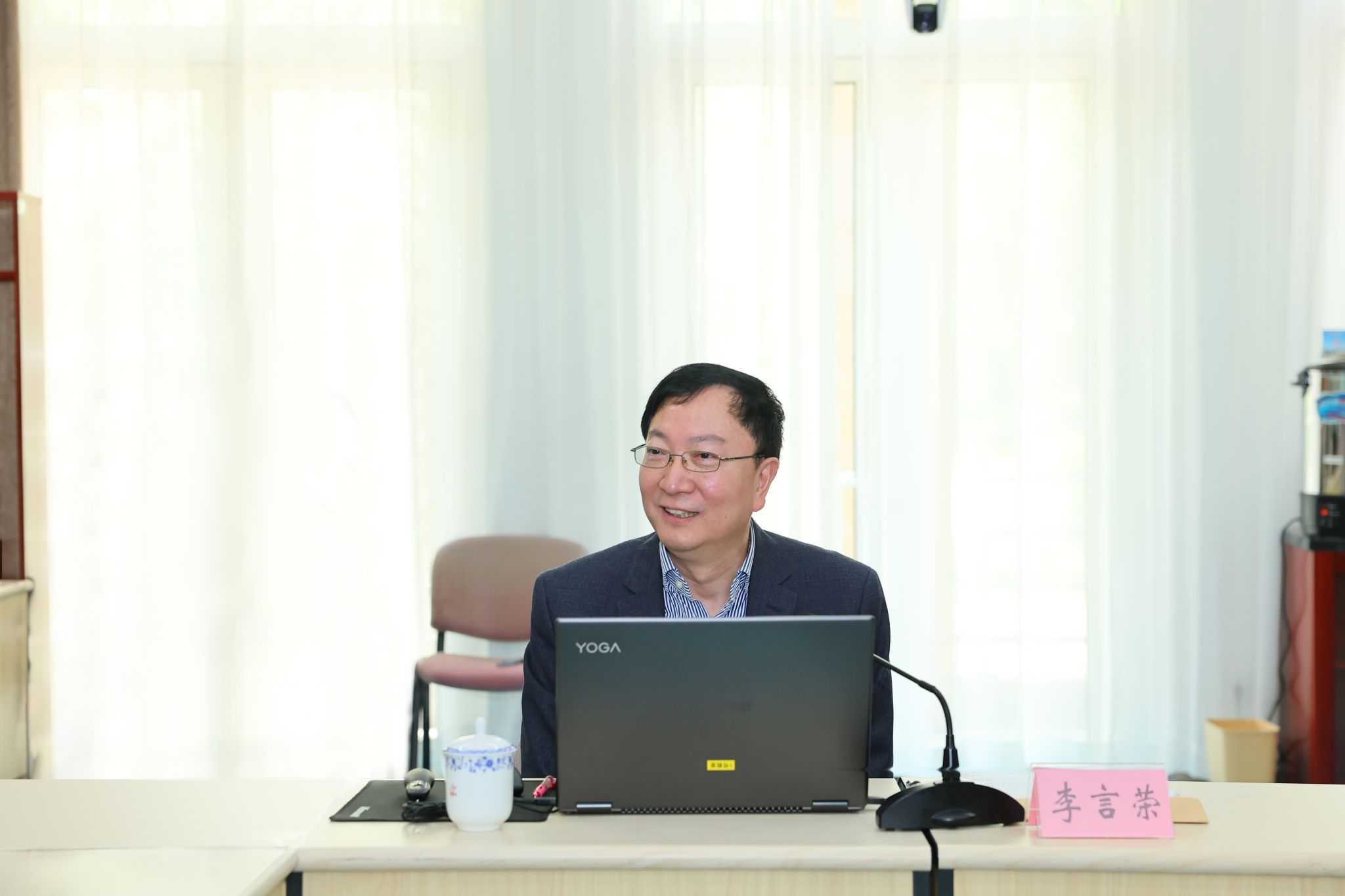 书记.jpg